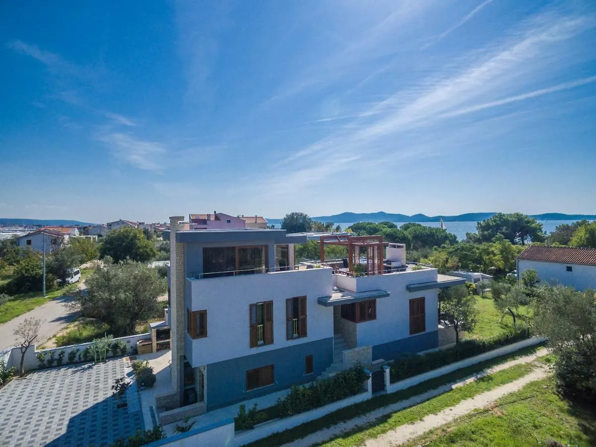 Villa Arbo Bibinje 0*,