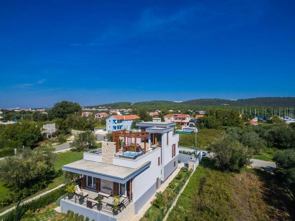 Villa Arbo Bibinje 0*,  Croatia